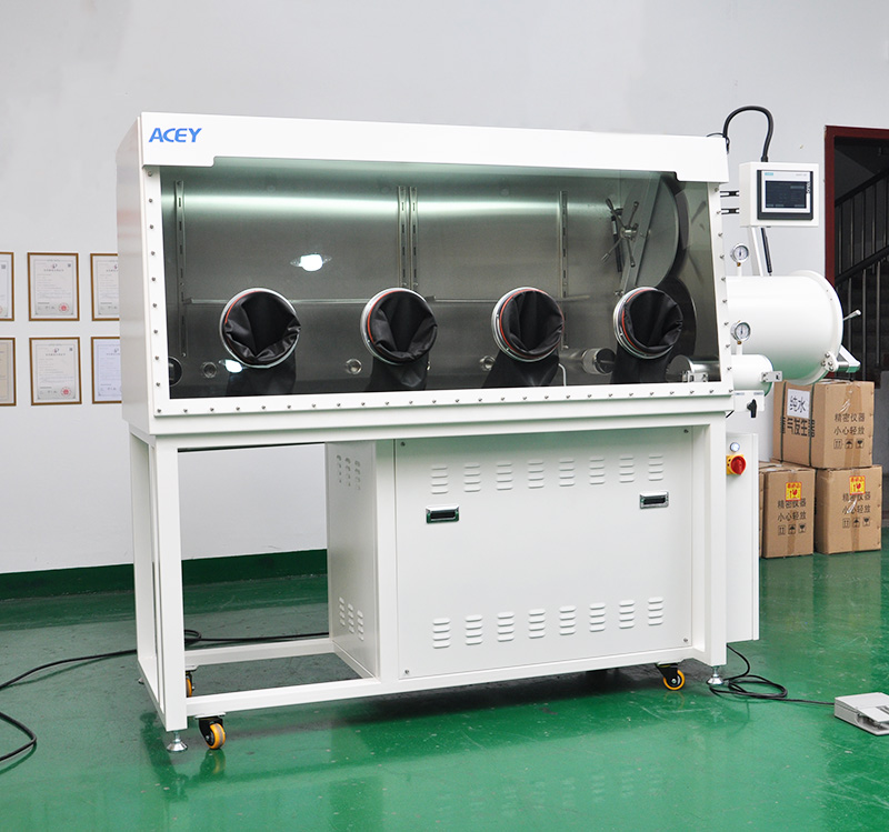 Grande boîte à gants pour aspirateur de laboratoire avec système de purification de gaz
 