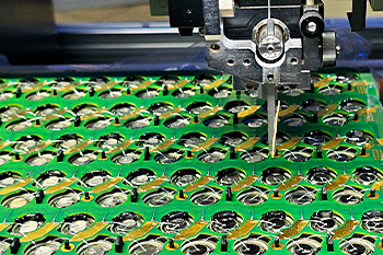 ACEY expédie 10 machines de soudage par ultrasons pour fils d'aluminium ACEY-3753A en Allemagne.